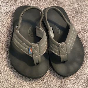 🛑 SOLD 🛑 🥂Unisex Toddler Size 9-10 Rainbow Sandals🥂